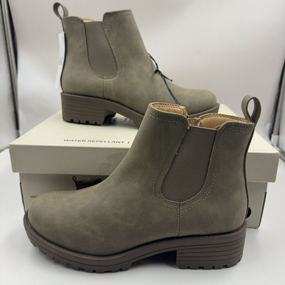 Buffalo David Bitton Anna Women’s Brown Ankle Chelsea Boots Size 7 NEW in Box